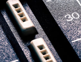 轰炸电话在线使用